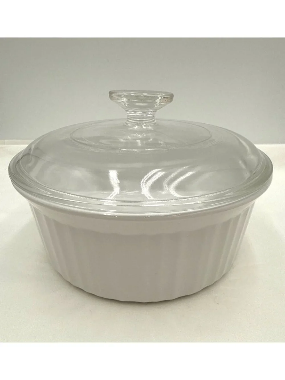 Corning Ware 1.5 Quart Round White Baking Dish With Glass Lid